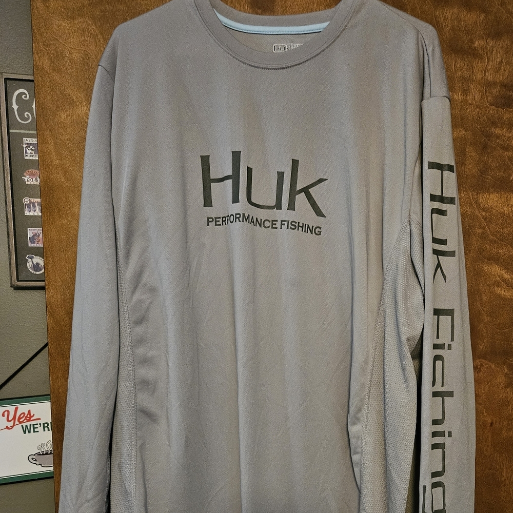 Huk Men's Shirt